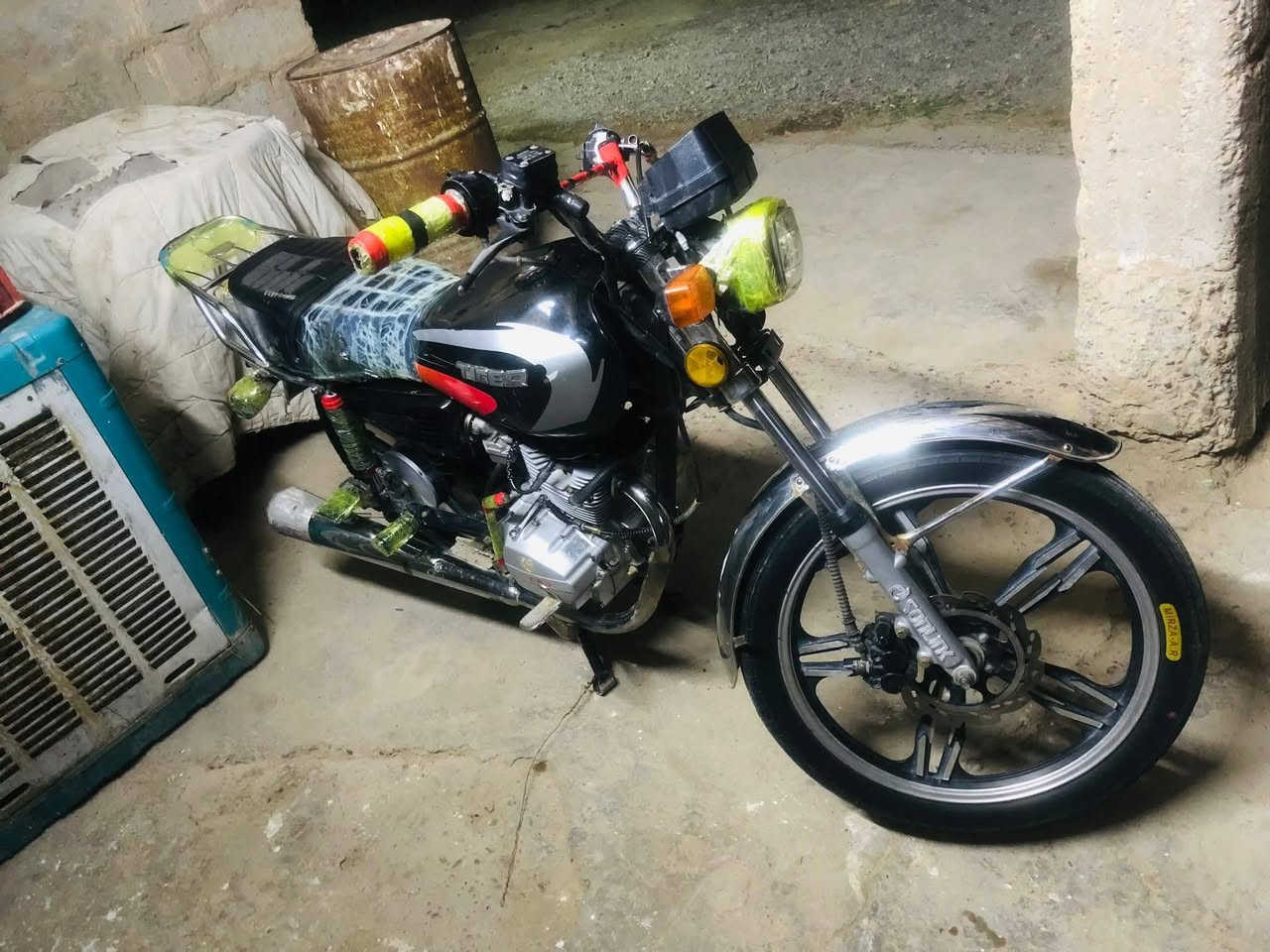 سلام عليكم  دراجه موديل 2020
مكان   ابو غريب 
السعر 475
متواجد خاص 
للستفسار ***********بس واتساب
