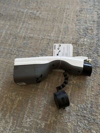 ادابتر كيا اصلي يسحب كهرباء من السياره ينطي كهرباء 15 امبير  يرهم على ...