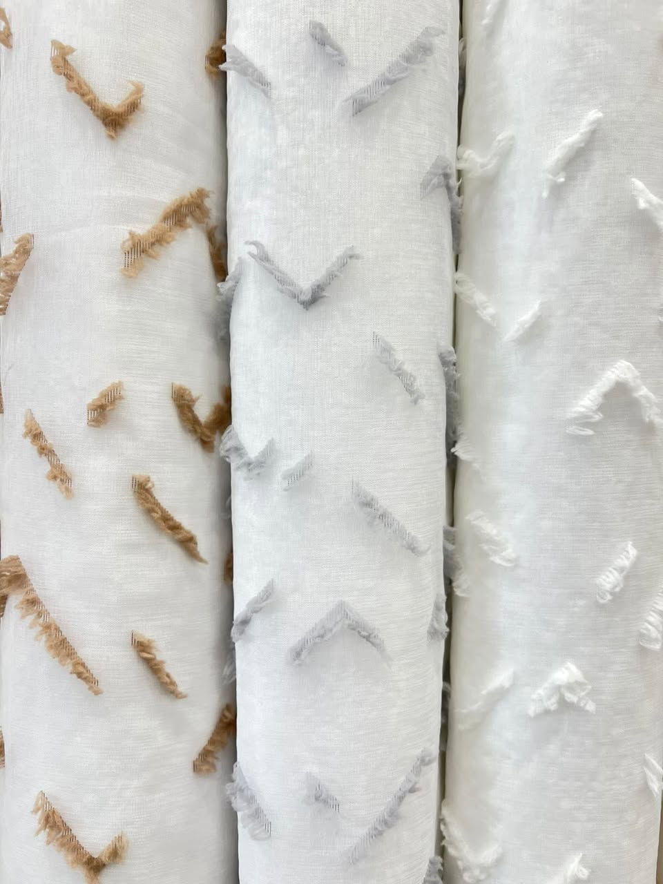 وصول تول مبطن بوهيمي موديل جديد

سعر القطعه 12 الف💰😍
➖➖➖➖➖➖➖➖➖
القياس :العرض 2 متر والارتفاع 3 متر
➖➖➖➖➖➖➖➖
العنوان/الديوانية/الحمزة/شارع الهوى/بالفرع المجاور لكوزمتك حامد دايم📍
➖➖➖➖➖➖➖➖
للحجز والاستفسار واتساب ***********📞
➖➖➖➖➖➖➖➖
توصيل لجميع محافظات العراق🚗
