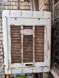 مبردة للبيع استعمال موسم نظيفه بدون زنجار السعر ٧٠ ألف الشراي يتصل ٠٧٧...