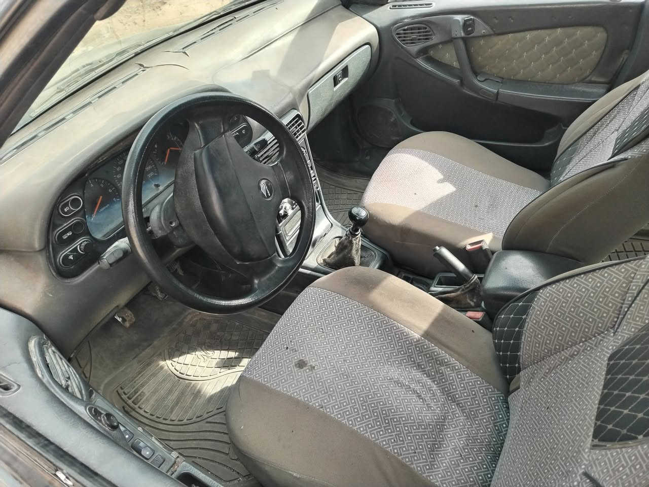 سياره اسبرو البيع مديل اربعه وتسعين  كفاله عامه مرشوه الجماليه فقط السعر30 وبيه مجال العنوان القاسم  الرقم بغداد مشروع وطني وصاعده هزه رقم الهاتف ***********
