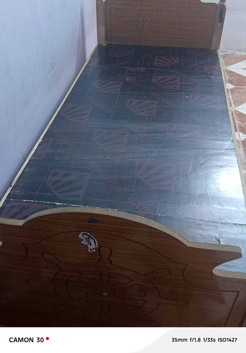 جرابي شبابي ٣ قطع قياس مترين ب٩٠ نظيفة جدا سعر الواحدة ٥٥ ألف 
مكاني البلديات


**إذا كنت صاحب هذا الإعلان وتريد حذفه لأي سبب، رجاءا أرسل رسالة إلى الدعم الفني**