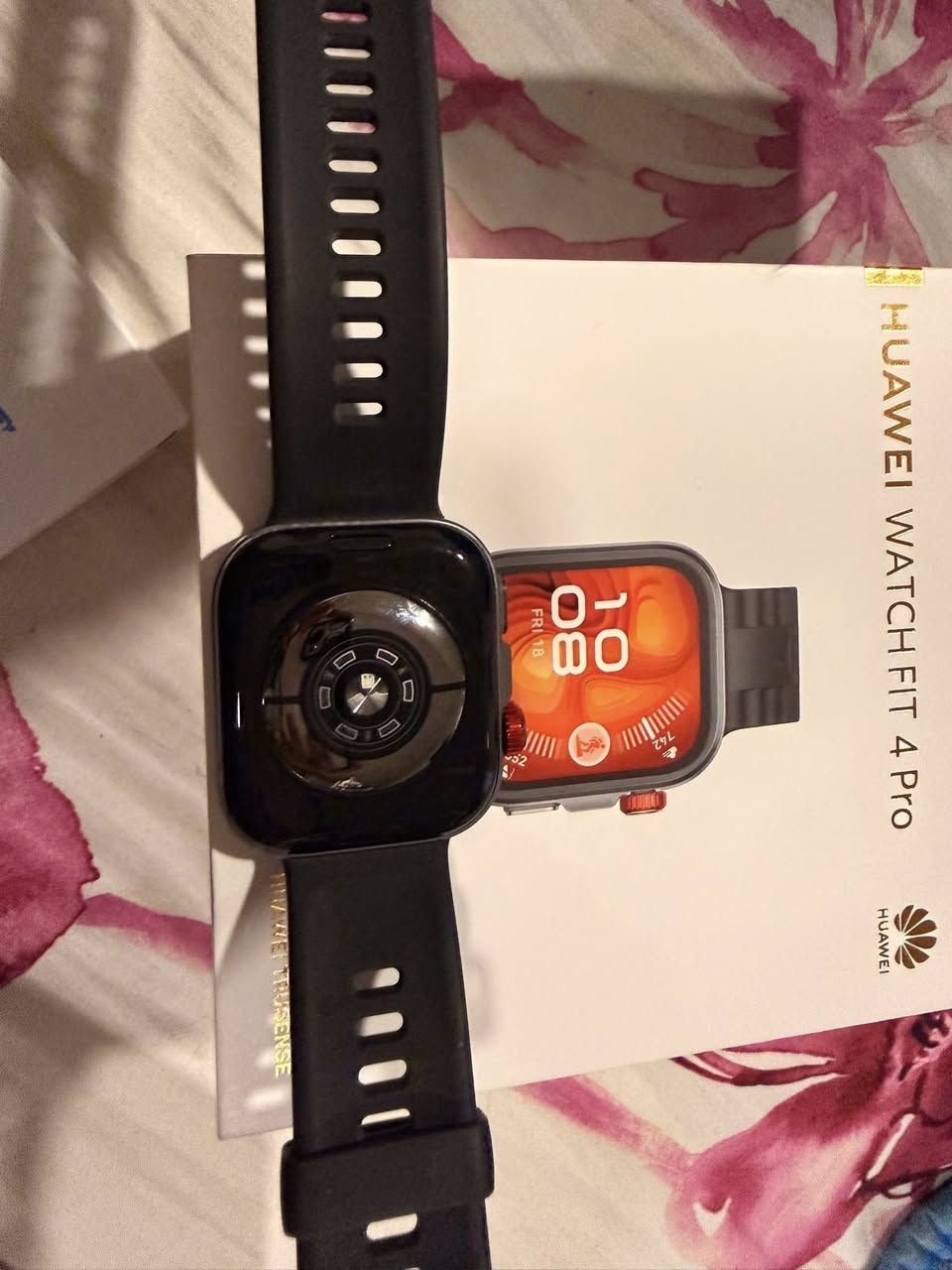 هواوي فت ٤ برو 
نظيفه كلش ١٠٠٪؜
مشحونه مرتين فقط
كامل ملحقات ( شاحنه وكارتونه)
بعدها بالضمان
سعر ٢٠٠ الف قفل


**إذا كنت صاحب هذا الإعلان وتريد حذفه لأي سبب، رجاءا أرسل رسالة إلى الدعم الفني**