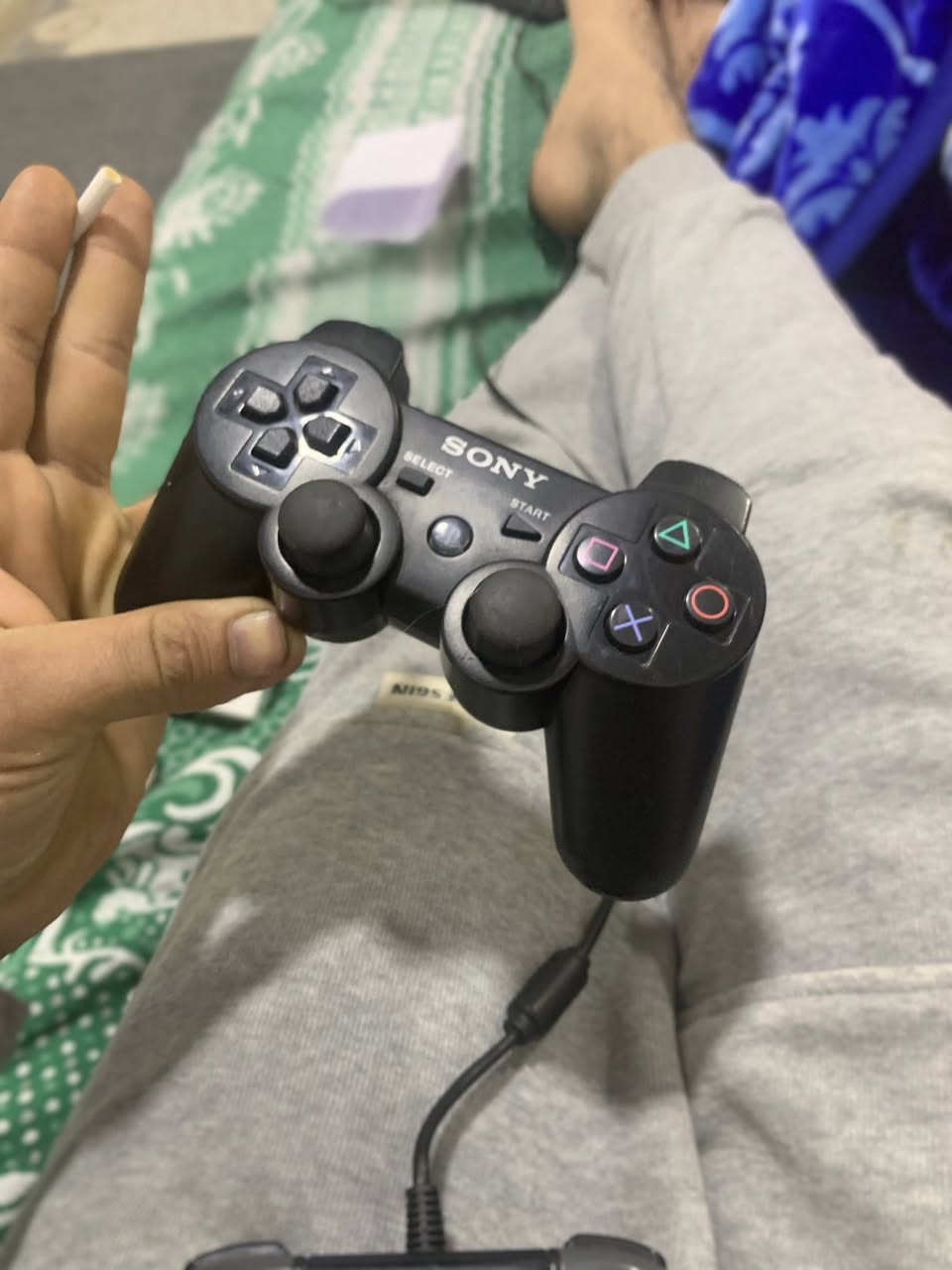 بلي 3 سلم ذاكرة 250 بي 10العاب قويات
السعر 90


**إذا كنت صاحب هذا الإعلان وتريد حذفه لأي سبب، رجاءا أرسل رسالة إلى الدعم الفني**