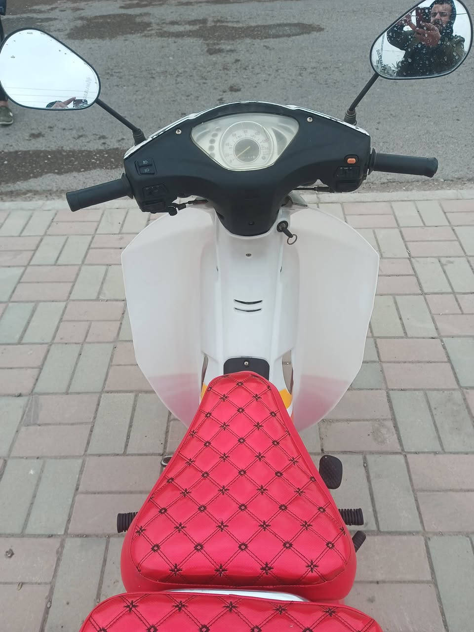 سلام عليكم سرفيز البيع موطور حلو وحلى من الصور السعر 650وبي مجال للطيبين للستفسار على هاذه الرقم ***********
