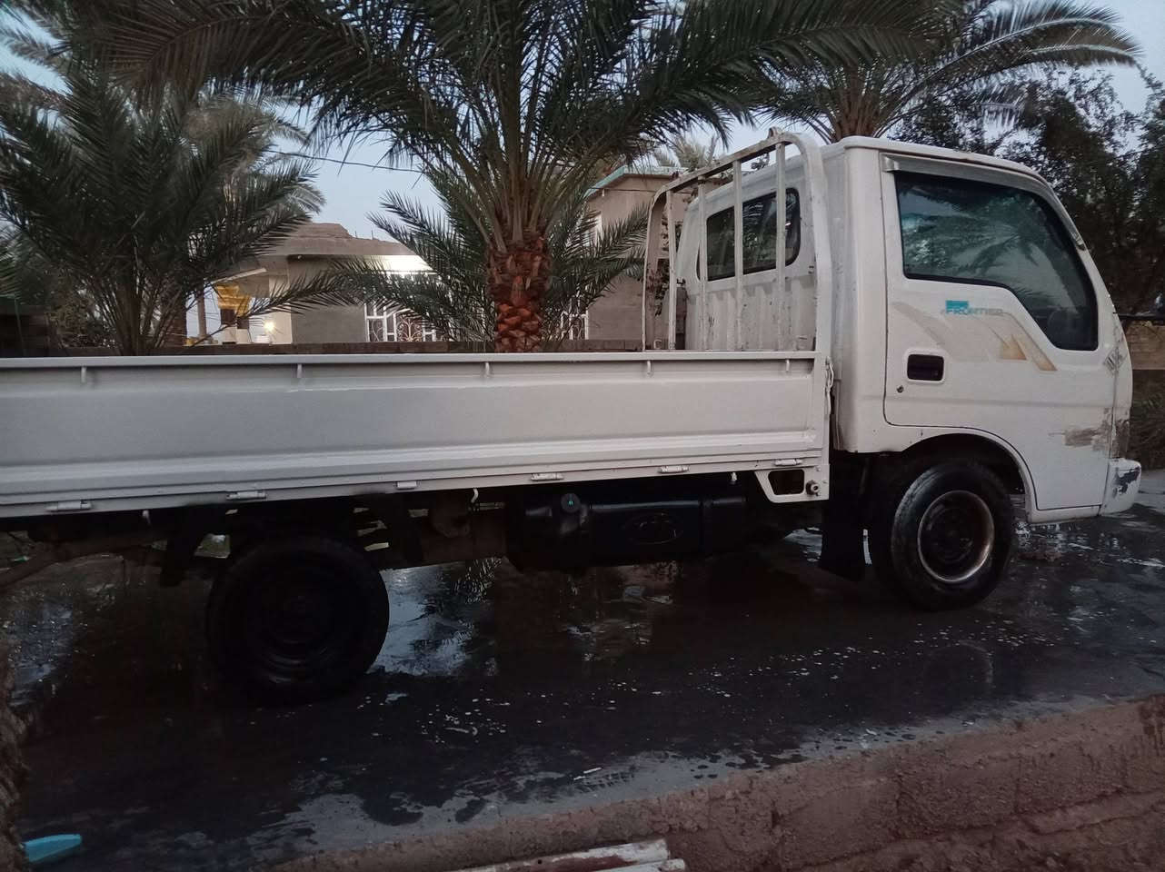 السلام عليكم كيا فونتيرة موديل ٩٨ تك قمارة ثمانيه جنكال 8 سنويه 27  رقم بغداد رقم شاصي بلادي سياره محرك كير اكسن شاصي مكفول سياره كاملة شرط التحويل مكاتبة مرورية بس شراي يخابرني مكان بغداد بسماية الاستفسار علئ رقم *********** _***********
