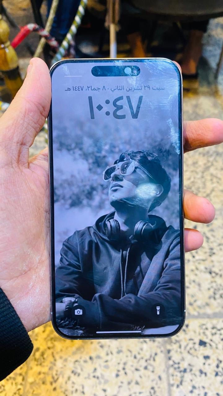 السلام عليكم
•  ايفون 📲 15 برو ماكس 

•  بطاريه 🔋89

•  ذاكره 256

•  شرق اوسط عربي 

•  شخط واحد ماكو بل جهاز اخو الجديد 

•  مكفىل كفاله عامه من فتح وتصليح 
•  السعر / مليون
***********واتساب
