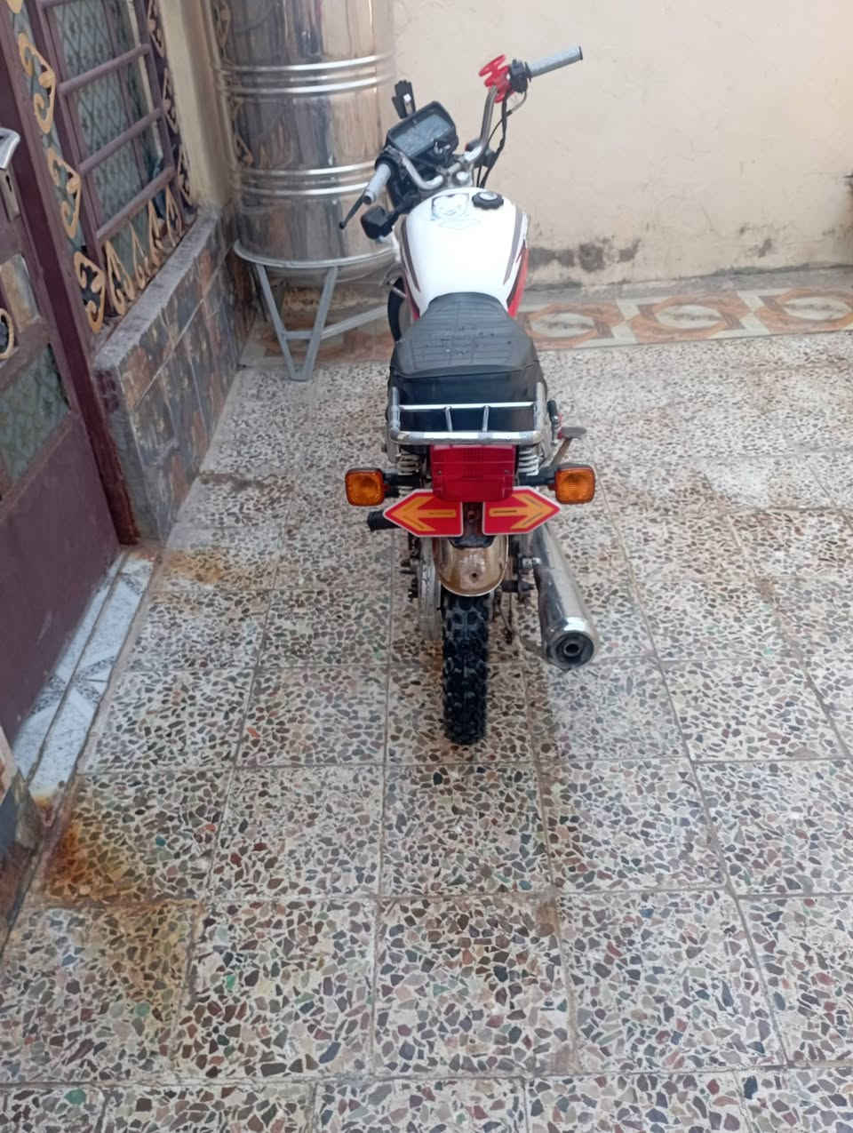 السلام عليكم دراجه للبيع سعر خاص مكان القاسم شرايبي خير ويتدلل


**إذا كنت صاحب هذا الإعلان وتريد حذفه لأي سبب، رجاءا أرسل رسالة إلى الدعم الفني**