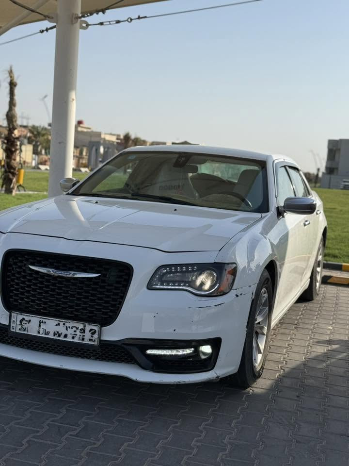 اوباما 14 محدث بجم
سياره جاهزه من كلشي 
كير محرك 
تبريد 
حداديه 
تخم تاير 
كهربائيات 
تبريد خلفي أمام 
مكينه 5700 جباره وعليهة برمجه 
صرف حالهة حال ال6 
كصه جنطه 
ارقام جنونبي 
السعر 55 وبيه مجال 
***********.
