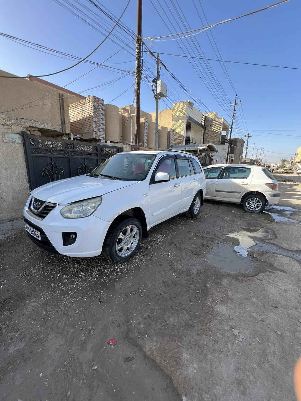 سلام عليكم للبيع تيكو 2013
 رقم نجف نكليزي سنويه 29 تحويل مباشر
 كير كهربائي شغال
محرك 1800 شغال 
تخم تاير 
كهربائيات شغاله 
حداديه جاهزه 
تبريد شغال 
تدفئه شغاله 
بيه تبديل جاملغ وبارد قليل بلباب بدون ضربه 
مكاني حله شارع ٦٠ للاستفسار ***********
السعر 47
