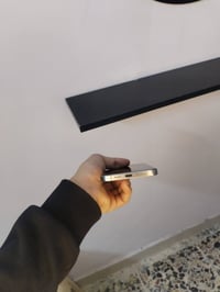 ايفون ١٥برو ماكس الجهاز امانه نضيف كلش بس وكع من يدي حتركت شاشه وضهر ن...