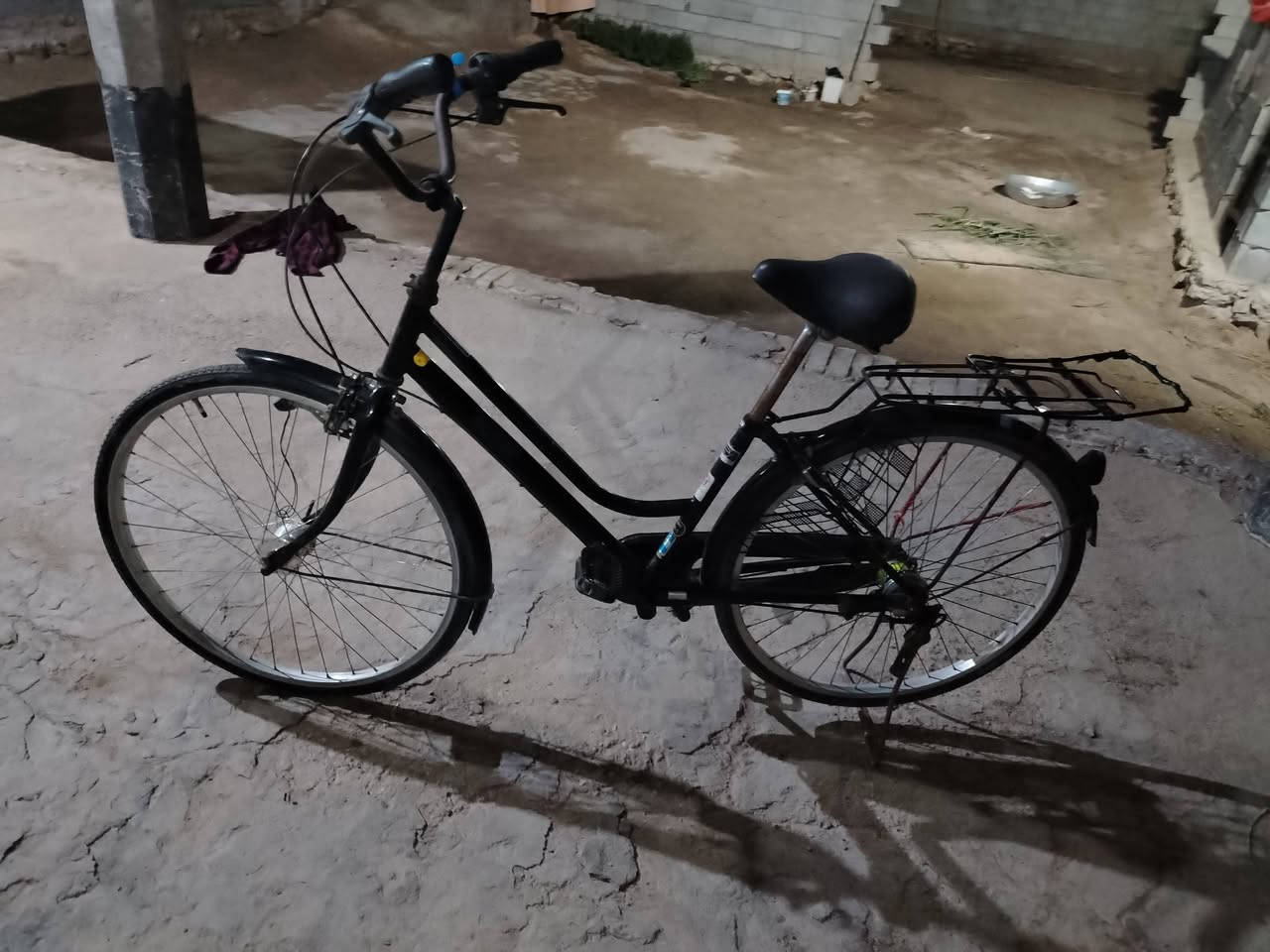 بايسكل للبيع المديل 19 حجم 26 لون اسود ما مبدل كلشي بايسكل نضافه فول العنوان المجد الجسر المعلق
السعر 85 و بي مجال
الاستفسار عله هاذه الرقم ***********
