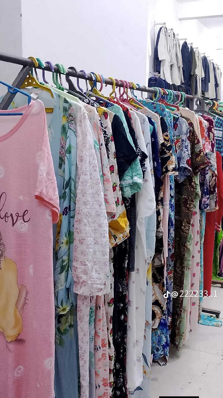 يتوفر حالياً 
رجالي نسائي 
صيفي نظافة وجودة عالية 
سوق الشيوخ حي العسكري شارع الصورة قرب حسينة الإمام الحسن العسكري عليه السلام


**إذا كنت صاحب هذا الإعلان وتريد حذفه لأي سبب، رجاءا أرسل رسالة إلى الدعم الفني**