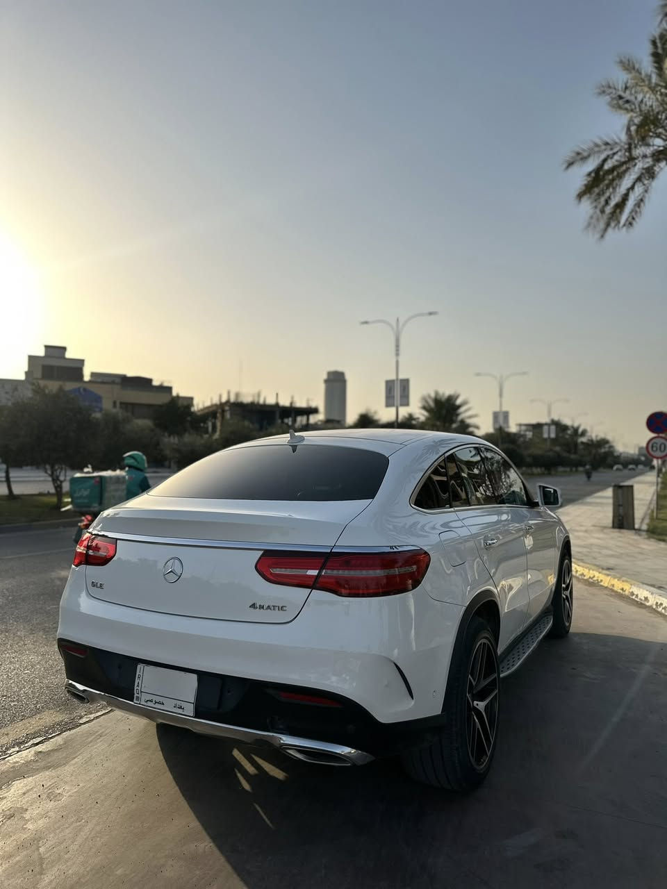 Mercedes GLE 450 Coupe 2016
المحرك: 6 سلندر Twin Turbo.
 الدفع: 4MATIC رباعي مستمر.
 المواصفات: داخلية جلد، ويل AMG.
 الرقم: بغداد خصوصي (تحويل مباشر).
 للأستفسار: ***********
علق بـ(تم) يصلك السعر على الخاص
