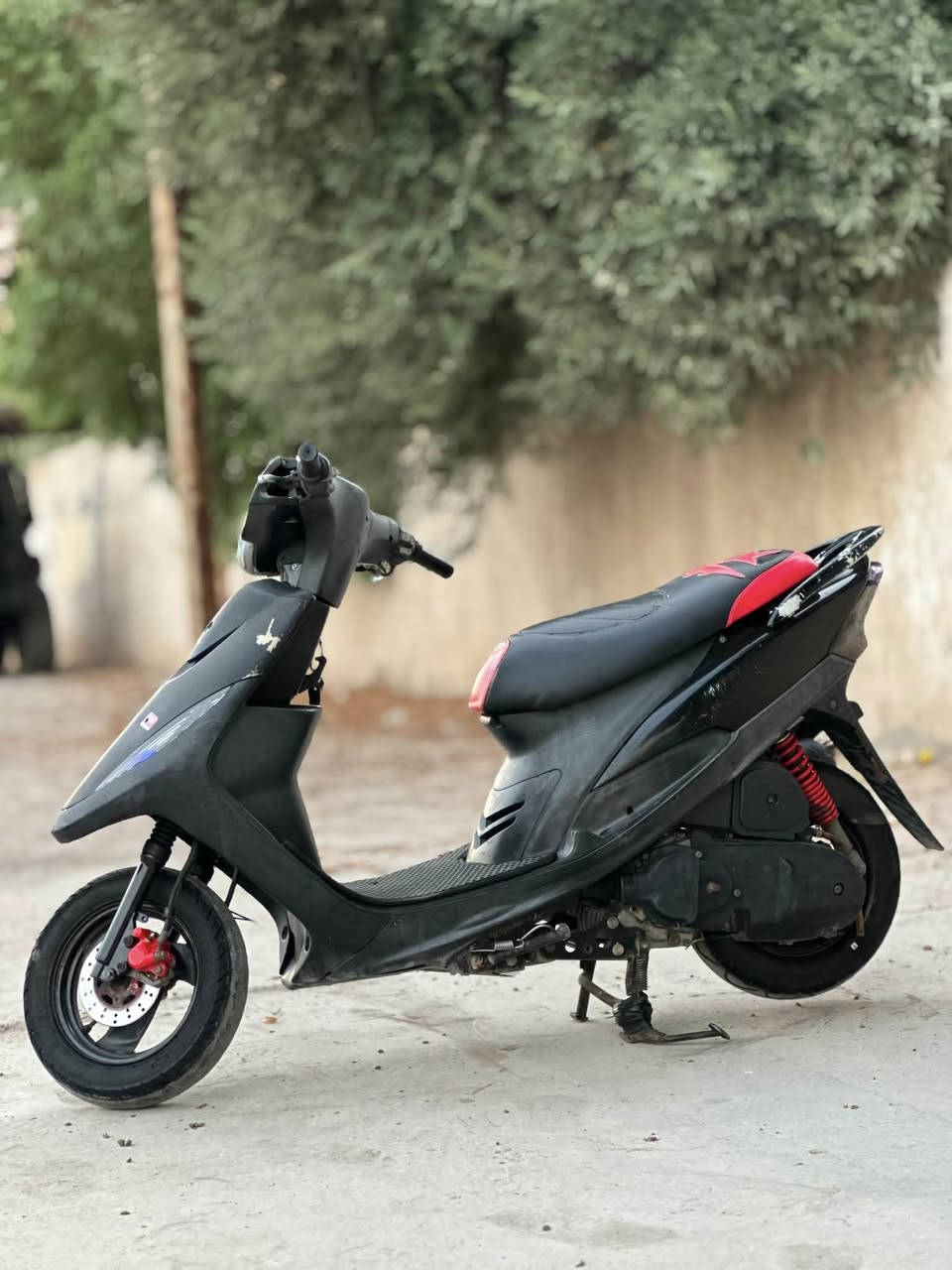 ماكس عدله للبيع الدراجه مكفوله كفاله عامه مكينه كفر كلشي ما بدل بيها كلها علبلاد  بكلايت بيها خليه الدراجه مال رمبه وتصل ودلل ***********
