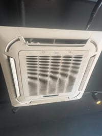 للبيع سبالت ٣ طن واحد بي ليك وثاني شغال مكان زيونه 07709266226