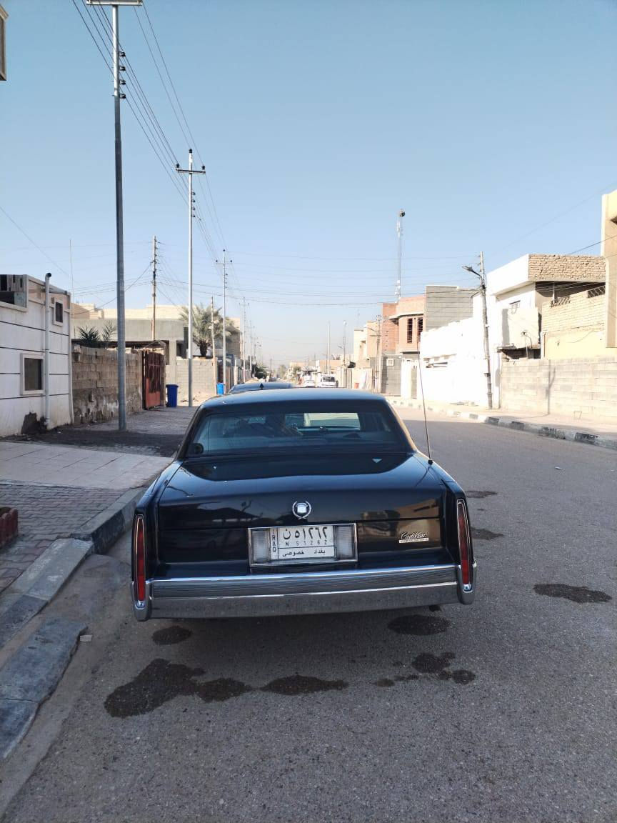 السلام عليكم
للبيع كاديلاك فليتوود موديل 1991 
مكينة 8 سلندر 4500 
تدفئة وتبريد
جام كهرباء
 اريل كهرباء
مرايات كهرباء
كشنات تحكم كهربائي
فتحة سقف
صندوق شفط
كروز سرعة
كير تعليك
كهربائيات شغالة من الدعامية لدعامية
رقم بغداد مشروع وطني شرط التحويل
للاستفسار
«***********»
أو خاص
