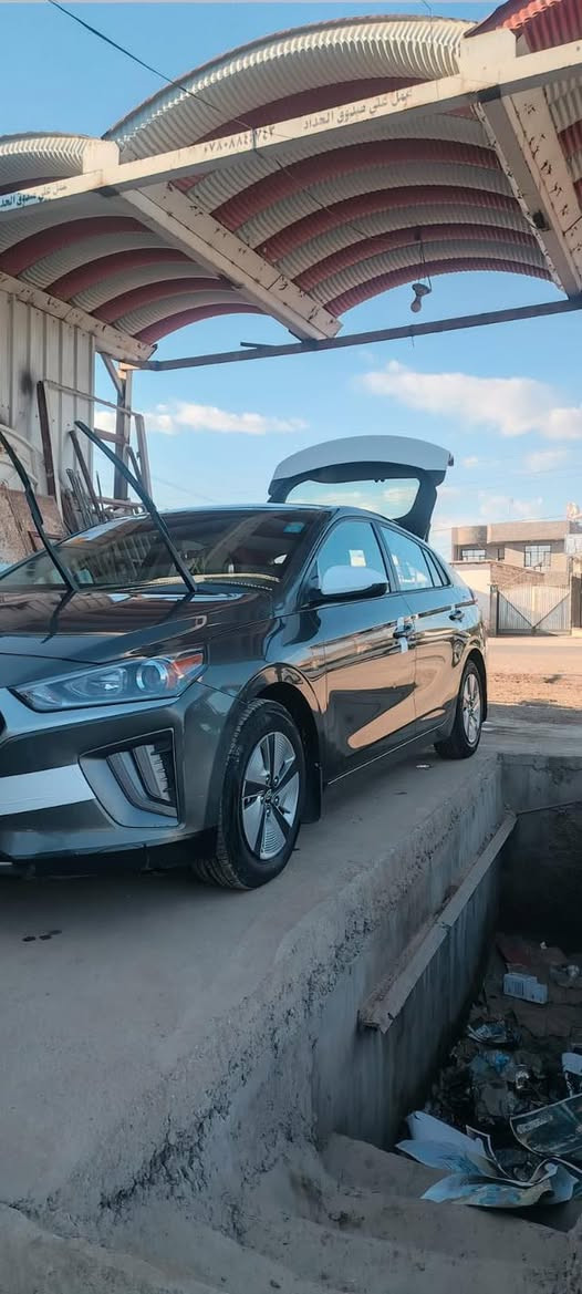 سلام عليكم هونداي ايونك 2022 كلين  بدون حادث هايبرد  
مكاني ديالى الخالص صور امريكه او سونار مرفقه بالمنشور 
سعر 130 بيه مجال حك جيه ***********
