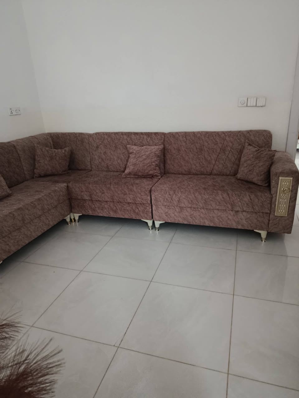 السلام عليكم تخمين للبيع مسوي توصه اب مليون ونص اريده اب مليون وربع وبي مجال


**إذا كنت صاحب هذا الإعلان وتريد حذفه لأي سبب، رجاءا أرسل رسالة إلى الدعم الفني**
