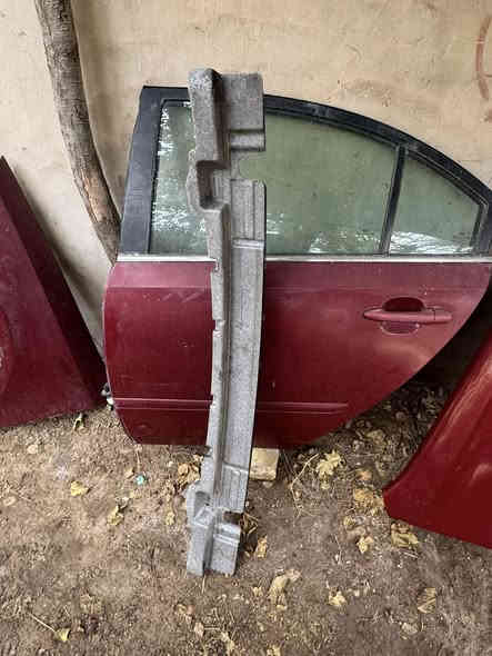 عندي غراض اوبتما 2007 للبيع أبيعهن كولهن نظافتهن 60‎%‎ والسعر انته خليه بما يرضي الله مااحدعليك سعر  مكاني كربلاء الحسينية 
 ***********
زوج لايتات 
زوج جاملقات 
بدنه امامية بيه كسر بالطرف 
زوج أبواب جهة سايق 
فلينه دعامية 
ودعامية امامية كامله
