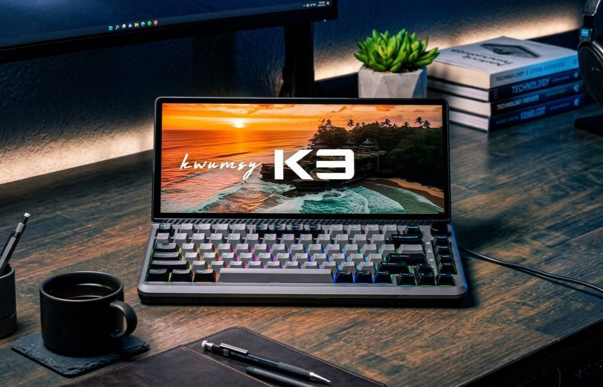 الكيبورد الفضائي KWUMSY K3 13" TOUCH SCREEN
للكيمنك والمونتاج والتصوير والبثوث والهندسة الصوتية
5 in 1 يعتبر جهاز متكامل
اولاً/كيبورد ميكانيكي RGB 
ثانياً/شاشة لمس حجم 13 انج دقة FULL HD
ثالثاً/موزع منافذ ويحتوي ايضا على منفذ sd card
رابعاً/منفذ m. 2 للتخزين 
خامساً/مكبرات صوت ستيريو مدمجة
السعر 380 الف متوفر توصيل لجميع المحافظات ***********

