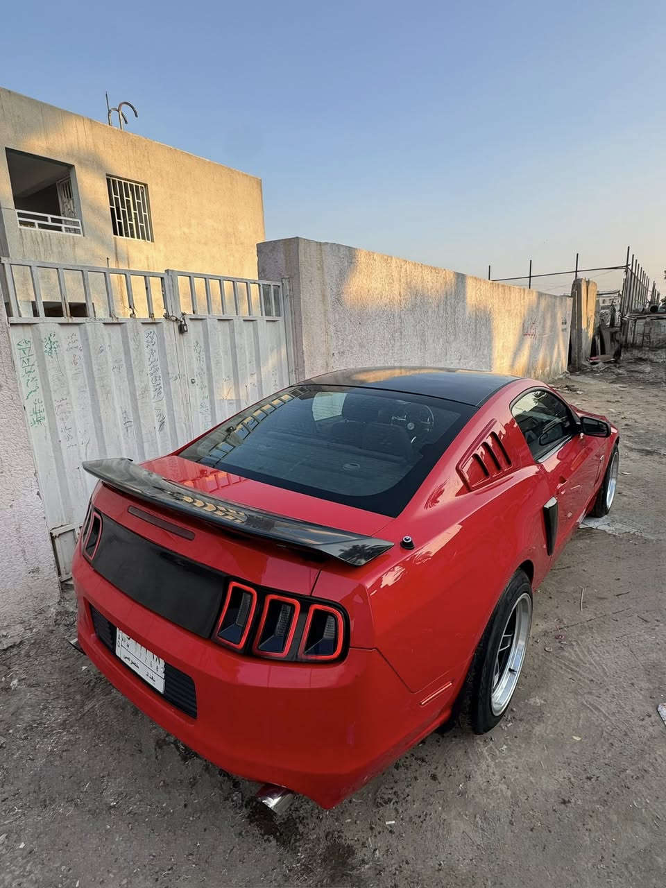 السلام عليكم
صل على محمد
موستنك 2014 من انضف الموستنكات بموديلهه وبلونهه 
سياره صارلهه 5 اسنين على ايدي ماشيه 89 
السياره فقط قطعه وحده صبغ كير محرك صدر امامي خلفي السياره جاهزه من كلشي السياره احله من الصور 
السياره على وضع الوكاله 
***********
