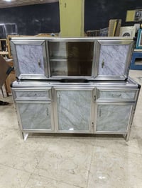 كاونترات • للبيع • كل واحد وسعره