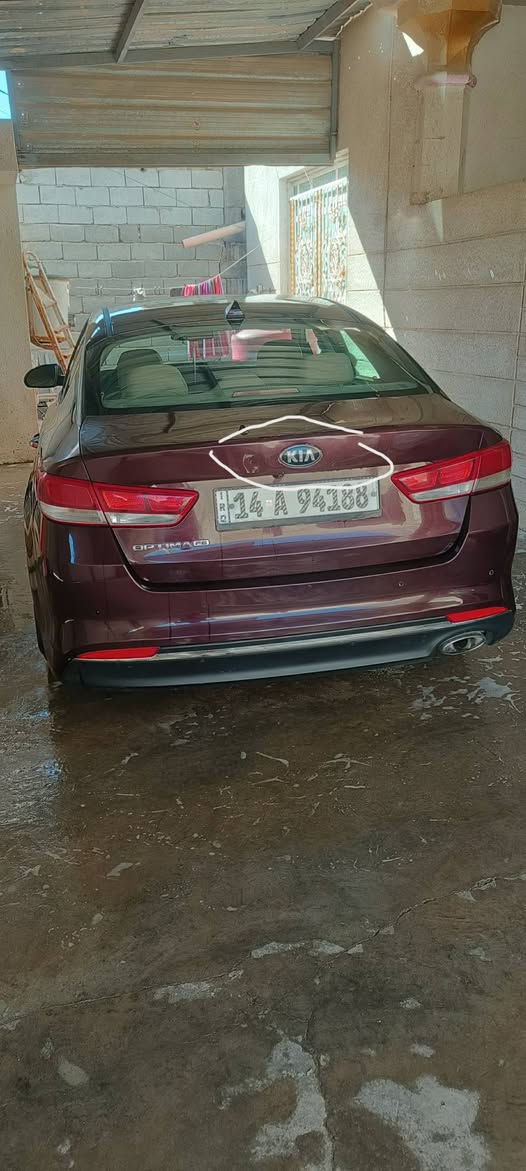 السلام عليكم اوبتيما 2016 وارد امريكي رقم بصره دولي بأسمي السنويه لل28  محرك 2400 مكفول وكير مكفول تبريد بالصيف مسويه مبدل منضومه كامله ثلج تايرات نضيفه حداديه حلوه دسكات قبل شهر مبدل باتري جديد كل نقص ما بيها السياره ماشيه 118  سعرها 117 وبيها مجال بسيط 
وبالنسبه للبدي ناشر صور الحادث بيها بنيد صبغ بدون شواصي او لغد وبيها قبق الجنطه مأشر عليه باللون الابيض يم علامة كيا كلش قليل 
مكاني البصره خور الزبير وهذا رقمي وتساب 
*********** البصرة, العراق
