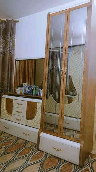 السلام عليكم غرفه تركيه غرفه كبيره فخمه  الرقم ***********
