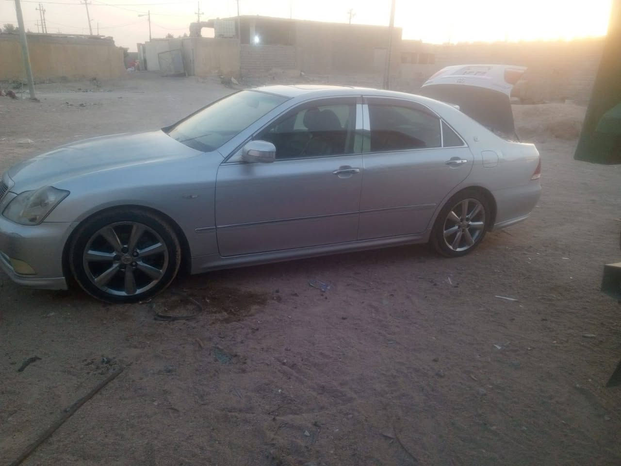 سلام عليكم شاهينه دوات كفاله عامه من الكص تبديل اثنه 3 دكم شاصي 82 فتحه وجلد كشنات كهرباي موديل 2005 سعر 80 عنوان بصره زبير ***********
