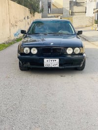 بي ام ٥٢٥ بلاد بجم عريض يرادلها ترتيبات بسيطه  عارضها ب٣٩ ورقة وعليها ...