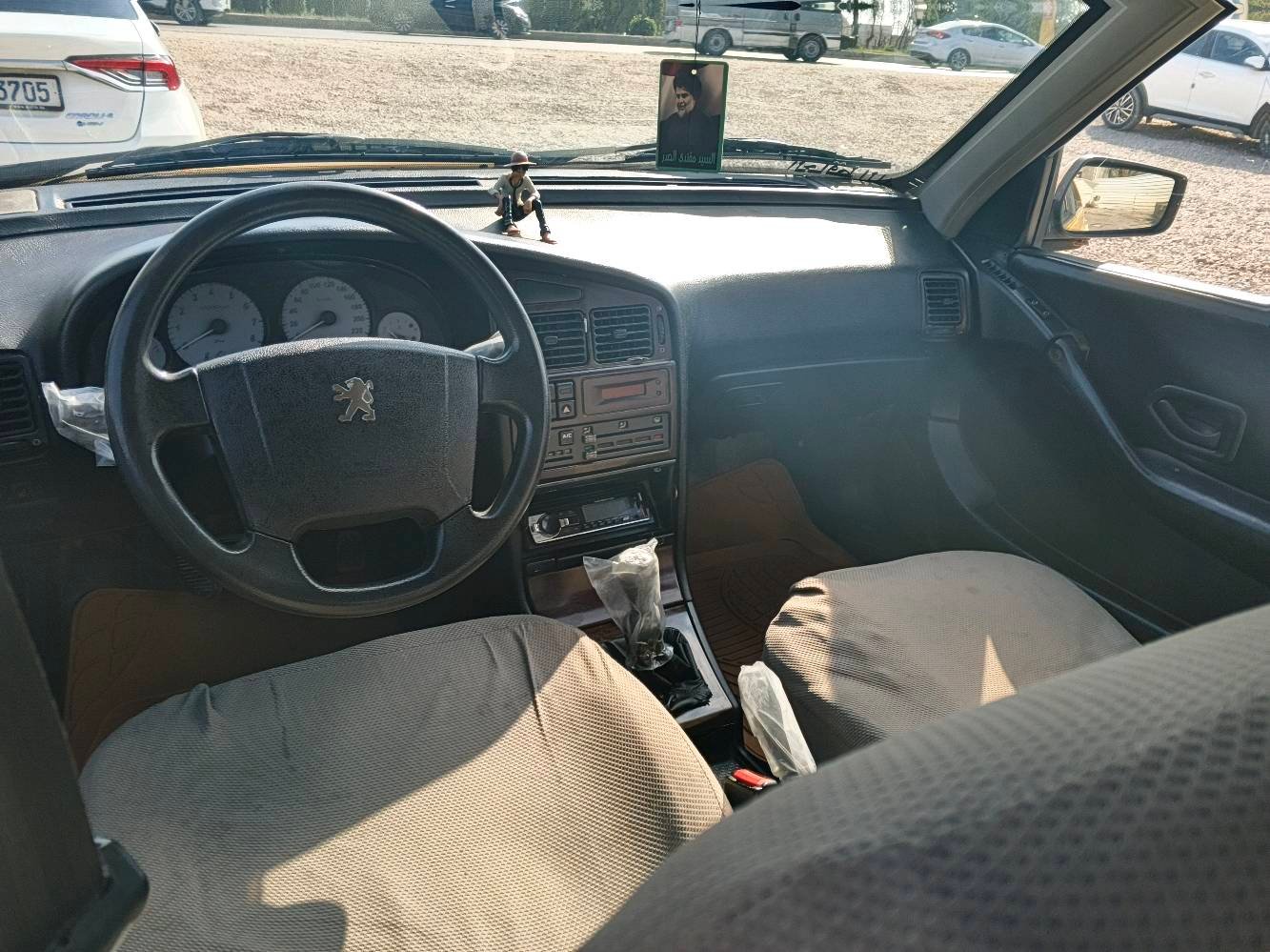 السلام عليكم
بيجو بارص 2012 

السياره بدون تبديل اي قطعه 

باتري جديد 

تخم تاير جديد 

رقم انكليزي عندي الوصل بس استلم فقط 

رقم بابل 

مصفره هيئه وغرمات 

حداديه جديده 

محرك كير جدد

التبريد بي ليك فقط

بدون اي نقص بس التبريد بي ليك

السياره جديده ومتعوب عليها 

السعر36وبيها مجال كلش بسيط

للستفسار اكثر اتصل ع رقم ***********

مكاني بابل
