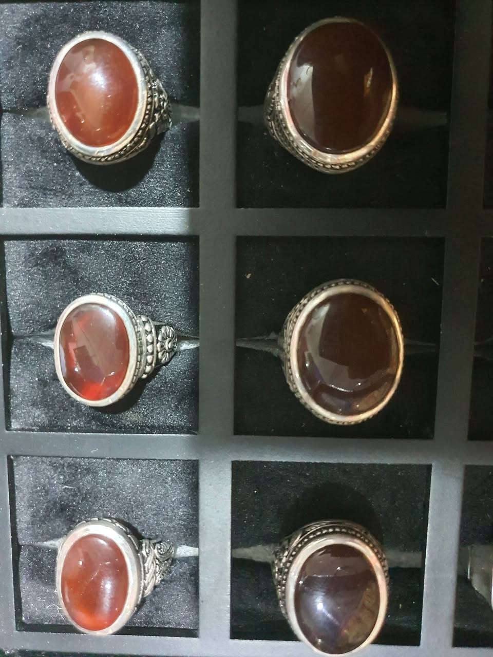 15 محبس 12 بحريني منهن 11 عارف كلهن البحريني ما ملبوس


**إذا كنت صاحب هذا الإعلان وتريد حذفه لأي سبب، رجاءا أرسل رسالة إلى الدعم الفني**