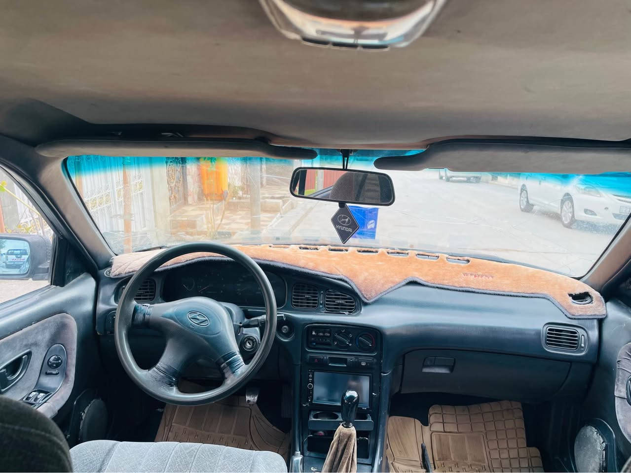 سۆناتا١٩٩٣بۆفرۆشتن گیرمە کینە کارە بای بە شە رت شاشە و بلو توس زۆر خاوینە پاتری تازە سعر٢٠$مە عامە لە یکی کە م
***********جوابی مە سج نادە مە وە السليمانية, العراق
