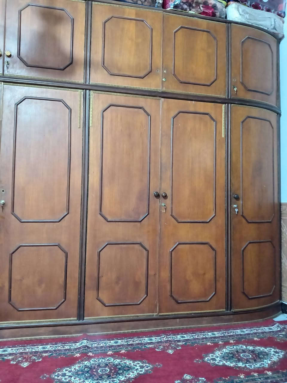 كنتور ٦ أبواب طابقين للبيع كربلاء حي العسكري محلة الطاقه *********** بيه واتساب
