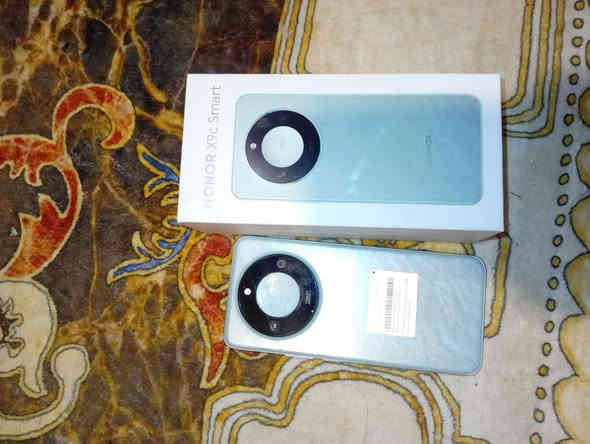 السلام عليكم
مكلف بنشر
هونر x9c سمارت
ذاكره 256
ما مبدل بي اي شي ولا مفتوح الجهاز
السعر 300 وبي مجال
مكاني حي اور
للاستفسار:***********
