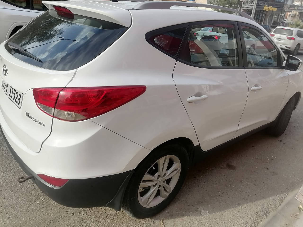 توكسان ٢٠١٤ خليجي رقم اربيل بدون صبغ محرك شرط مامفتوح مكانين تعديل سعر ١٤٠ $رقم موبايل ***********
