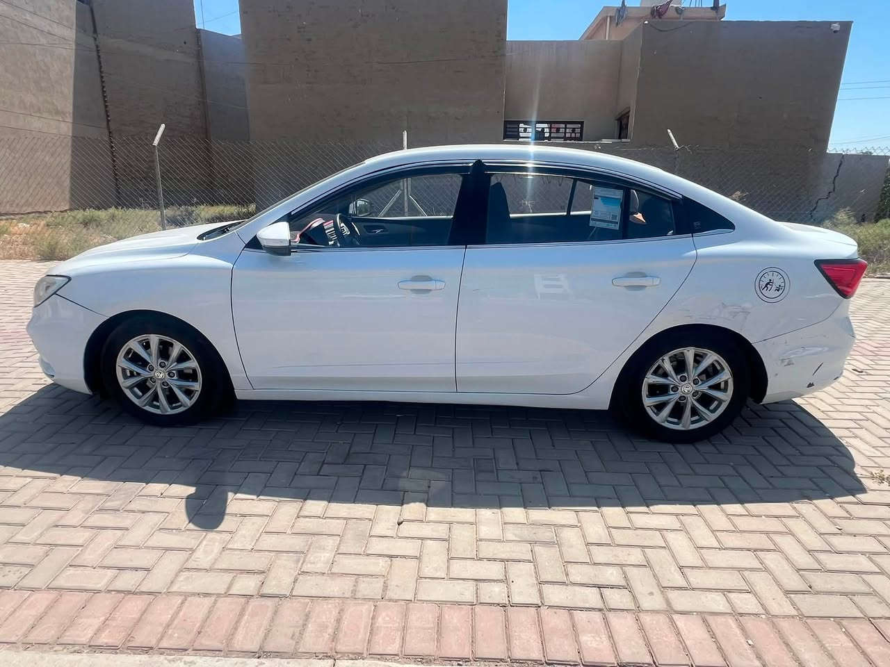 Mg5 2024
للبيع 

نص مواصفات 

ماشيه ١٣٠ الف  
شادلها منضومه غاز

بيها ٣ قطع جاملغين اماميه و بنيد 

بدون دواخل

و طخه بلجاملغ الخلفي

و محتاجه صدر امامي

السعر 85$ وبيها مجال

***********
