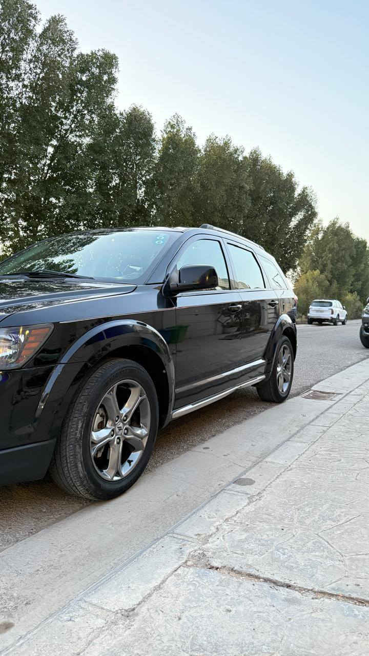 سلام عليكم....
دوج جورني موديل 2018 كرووز روود 6 سلندر تبريد 3 قطع فريز جديد راديتر سراوين حدادية وبراد وباتري جدد سيارة جاهزة من كل شي وضربته موضحة بالسونار والسنوية باسمي مجددة لحد 2030 والسعر 147 ورقة للاتصال 
***********
