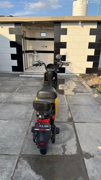 دراجه R9 مكفوله استخدام شهرين للبيع   07706349783