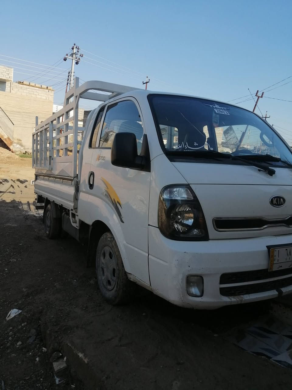 السلام عليكم
كيا حمل 2700 للبيع موديل 2013 بسمي تحويل مباشر سنويه 2028 تبريد تحكم استيرن سياره خير من الله مكاني بعقوبه السعر 110 وبي مجال.
***********
