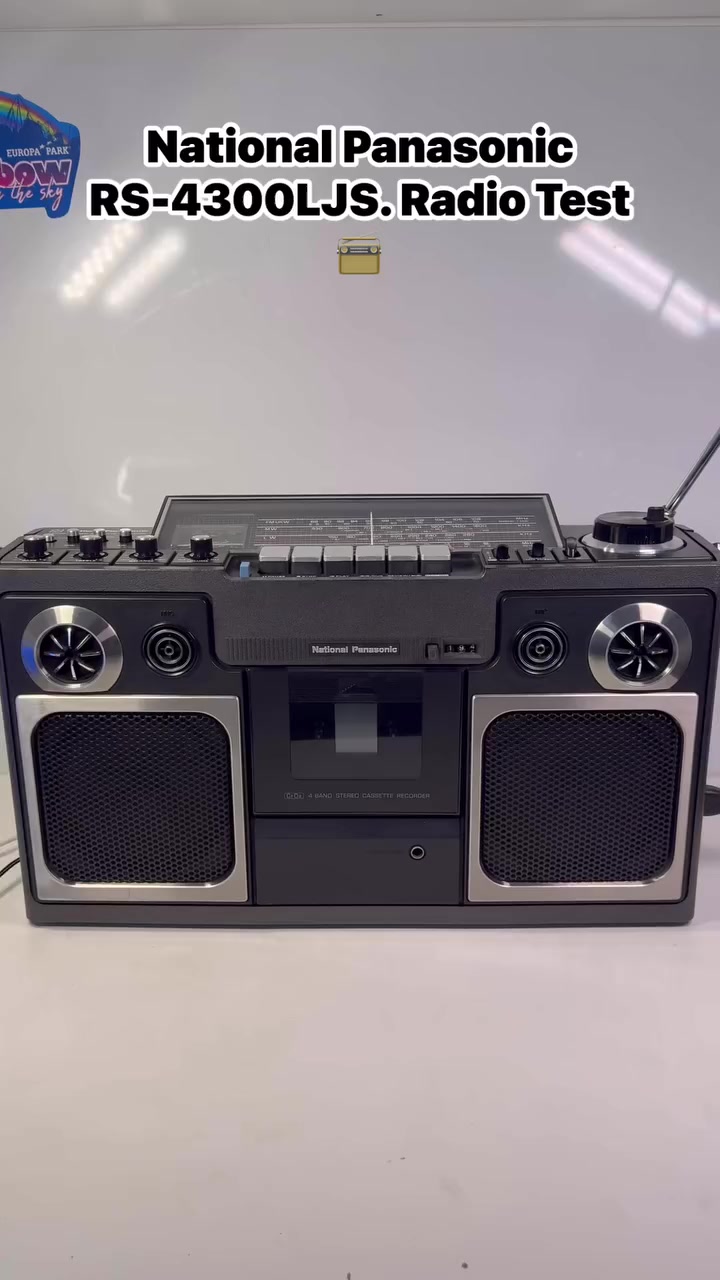 🇬🇧 National Panasonic RS-4300LJS: Radio Tuner Test
The radio section has been fully serviced and demonstrates excellent reception. Phenomenally clear sound and confident signal capture. Enjoy this classic Japanese engineering in action!
👇 Follow the page and share this video!
🇺🇦 National Panasonic RS-4300LJS: Тест работы радио
Радиотракт прошел полную профилактику и демонстрирует великолепный прием. Феноменально чистый звук и уверенный захват радиостанций. Оцените классическую японскую инженерию в действии!
👇 Подписывайтесь на страницу и делитесь видео с друзьями!
#NationalPanasonic #RS4300LJS #RadioTuner #VintageAudio #Boombox #AnalogSound #FMRadio #RetroAudio #CassetteCulture #ВинтажАудио #Магнитола #HiFiCollection


**إذا كنت صاحب هذا الإعلان وتريد حذفه لأي سبب، رجاءا أرسل رسالة إلى الدعم الفني**