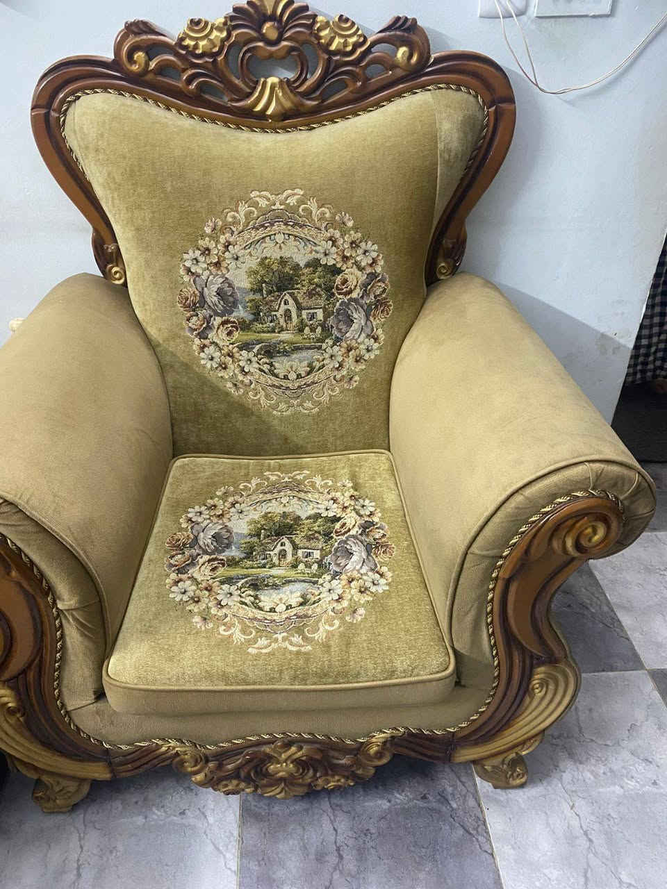 السلام عليكم تخم للبيع 10 مقاعد سعر 550 وبي مجال
للاستفسار ***********
