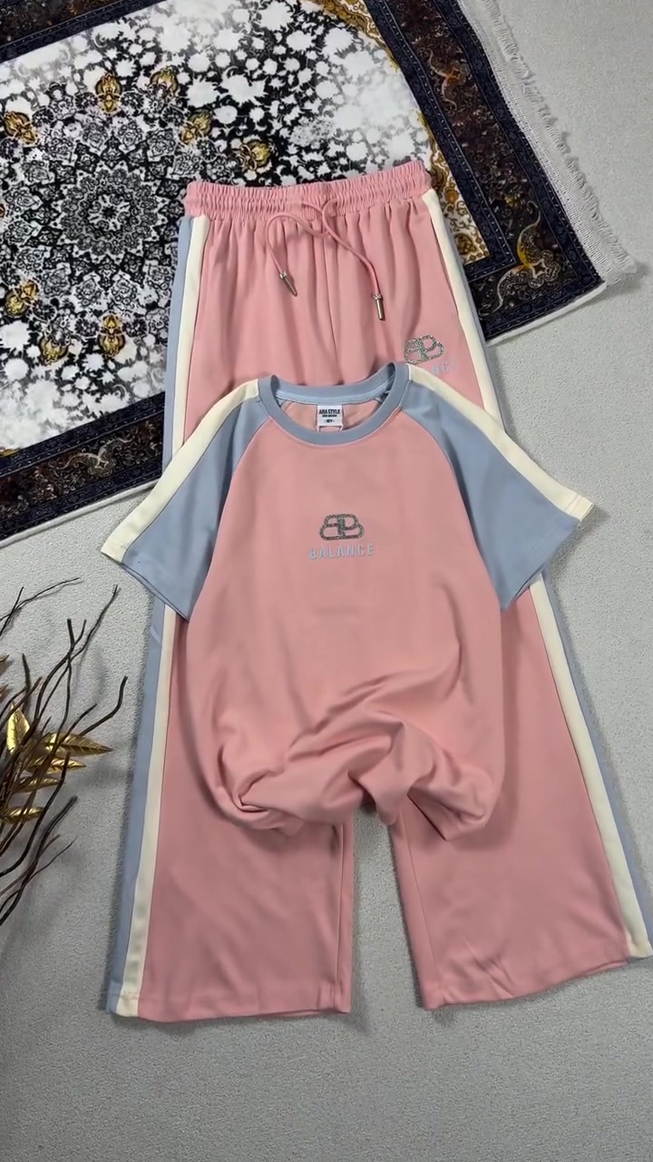 سوت بناتي محير قطني 😍😍😍
قياس 14-16-18-20سنة


**إذا كنت صاحب هذا الإعلان وتريد حذفه لأي سبب، رجاءا أرسل رسالة إلى الدعم الفني**