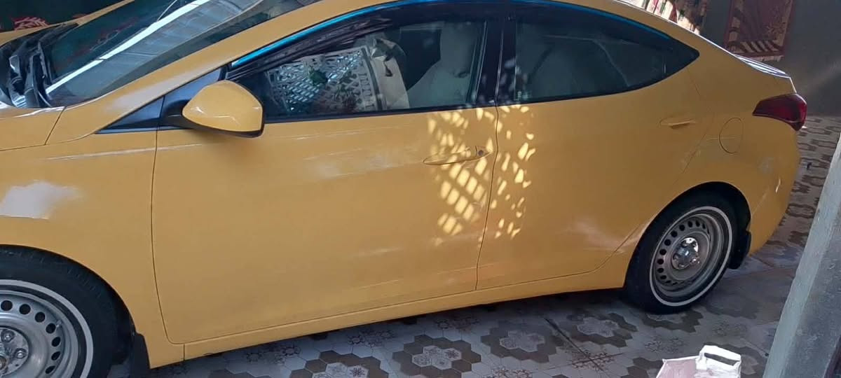 سلام عليكم النتره موديل 15 لبيع حادثه بس بنيد بدون دواخل لا شاصي ولا لغد مواصفات عاديه شاشه سنويه ل 27 مكان لسياره حله رقمي *********** لسعر 118 وبيه مجال لشراي مكلف بل نشر
