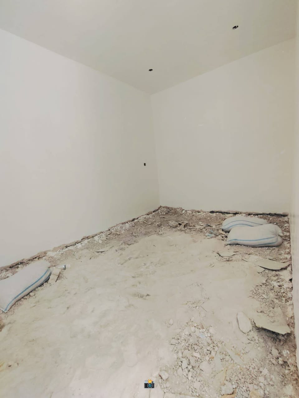 كادر من ألموصل انشتقل جص وبورك مبيت بنفس المكان شقل درجه اولى ***********
