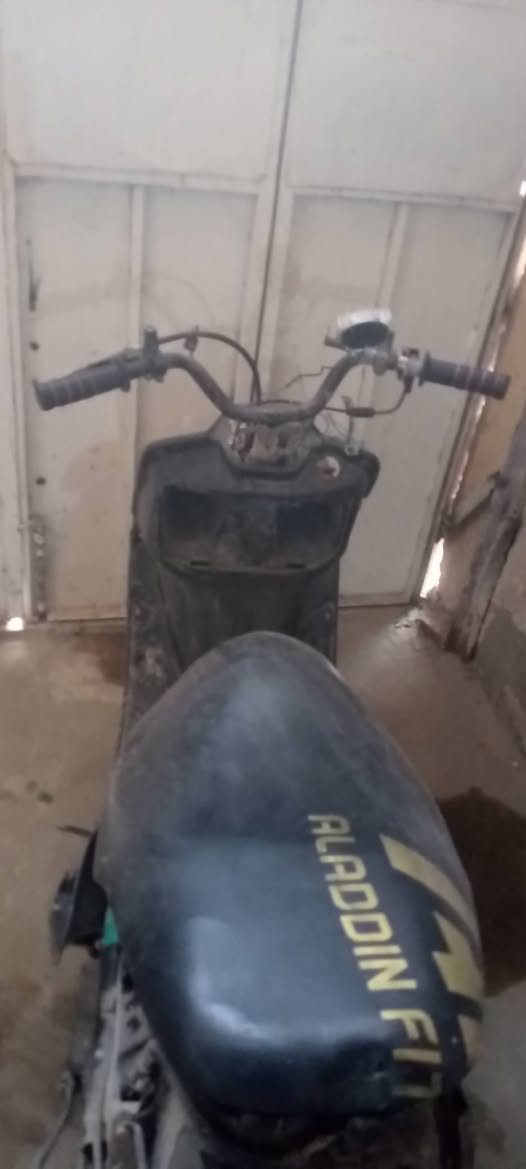 السلام عليكم دراجه فراشه للبيع
ابيع كوم حديد تشتغل بس مابيها بانزين محرك كلشي مابي قبل ٣ ايام بدلت دهن
مكان الاسكندريه
السعر شتنطيني انعم الله
***********
