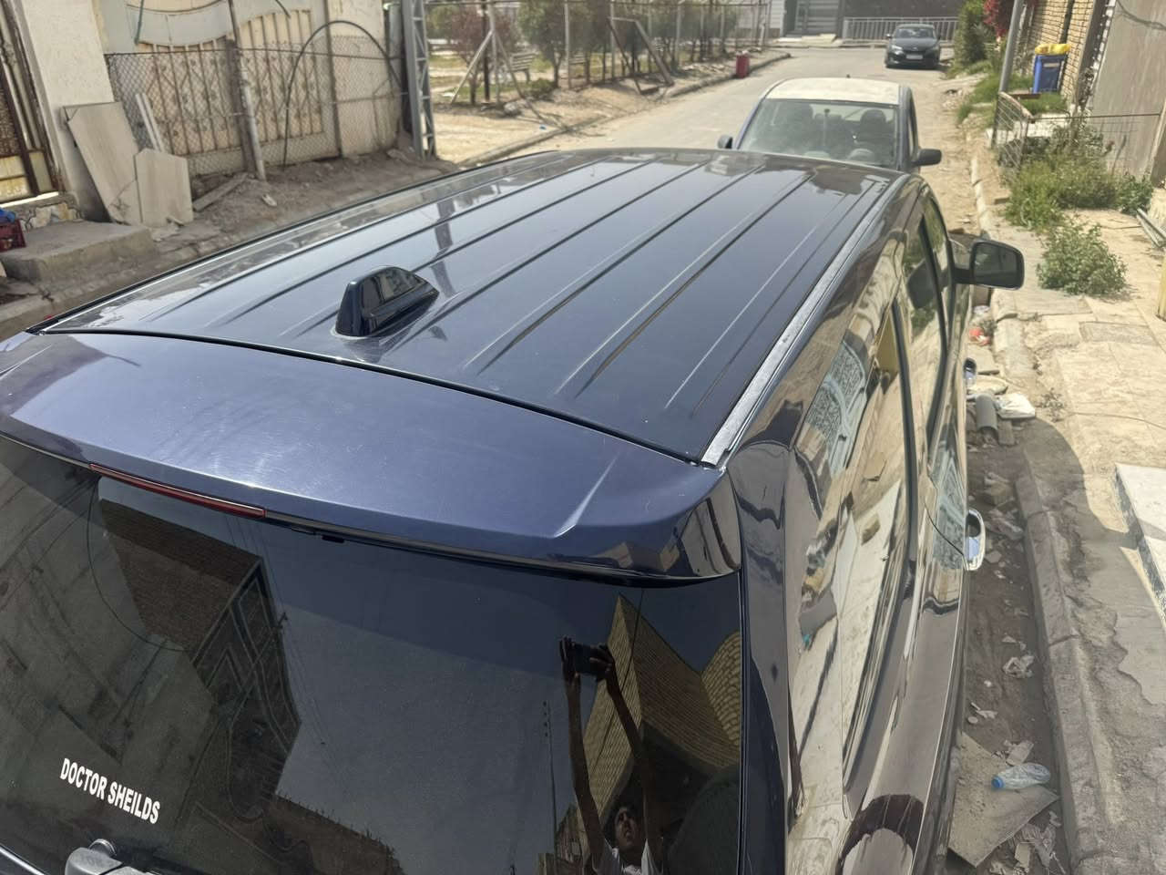 دورنكو 18 اصل مرمز 2021
فول مواصفات جت
السيارة كفاله عامه 
توقف ذاتي جنطه كهرباء
كاميرا دواره وحساسات 
الدواخل عسلي بلاد تدفئة وتبريد
كشنات ملكي فول كهرباء 
السياره 3.6سته سلندر
كير ومحرك وحداده كفاله 
تخم تاير جديد 
السيارة مابيها نقص برغي
وكلشي موضح بالصور
ماشيه 145
اسعر 200$$
المكان الناصرية حي اور
ه/***********
