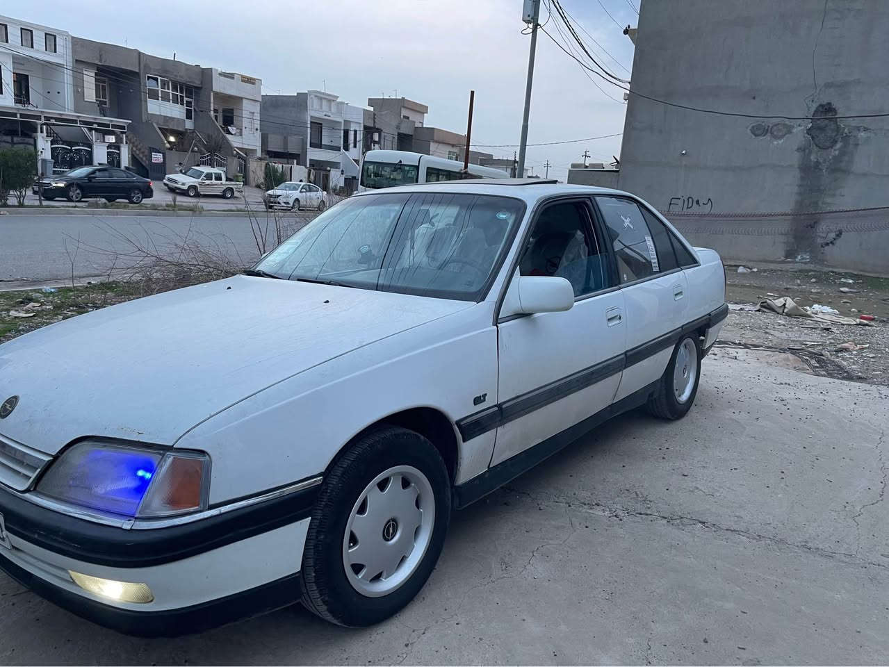 بەناوی خودای گەورە 
ئۆڵ ئۆمێگا مۆدێل 1991   سلایت گیر عادی بی لیدران 
سەیارەکە بی کیشەیە گیر مەکینە بە شەرت   4 تایە  ویل نویی  لە ژیرە رەقەم باریک هەتە 2030نوێ کۆبۆنی بەنزینی کەرکوکی هەیە سەیارەکە جاهیزە  سەیارەکە ناو و دەرەوەی زۆر جوانە  بۆ زانیاری زیاتر پەیواندی بەم
ژمارەیەوە بکەن
ژم:0️⃣7️⃣5️⃣0️⃣8️⃣6️⃣2️⃣4️⃣7️⃣2️⃣2️⃣
شوین هەولیر  بەس فرۆشتن 
 بۆنرخ  نامە بنیرە لاگەل ریزم أربيل, العراق


**إذا كنت صاحب هذا الإعلان وتريد حذفه لأي سبب، رجاءا أرسل رسالة إلى الدعم الفني**