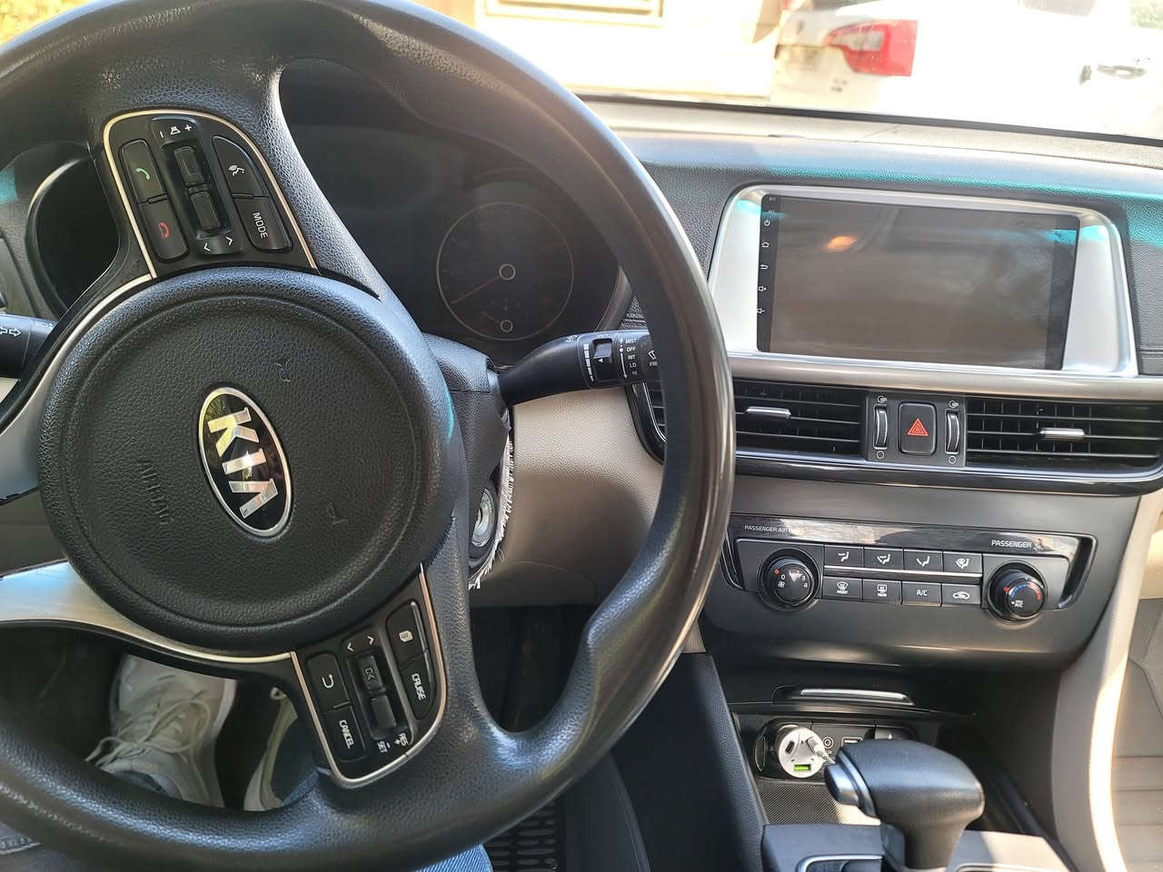 اوبتما ٢٠١٦
وارد امريكي بيهه قطعتين جامىغ وبنيد
رقم بغداد باسمي 
كير ومحرك مكفولات 
السعر ١٢٥
***********
***********
